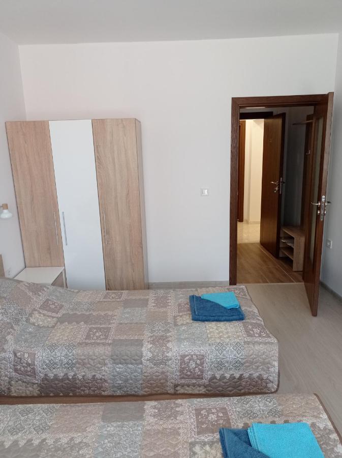 Къща За Гости Шошови Βέλινγκραντ Εξωτερικό φωτογραφία